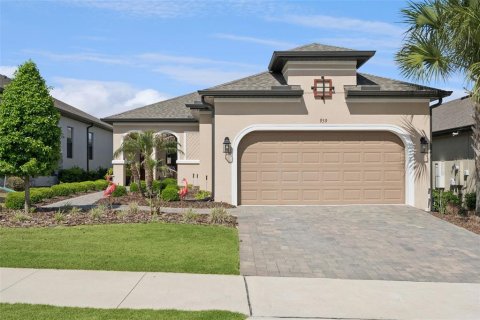 Villa ou maison à Clermont, Floride 2 chambres, 166.11 m2 № 2195967