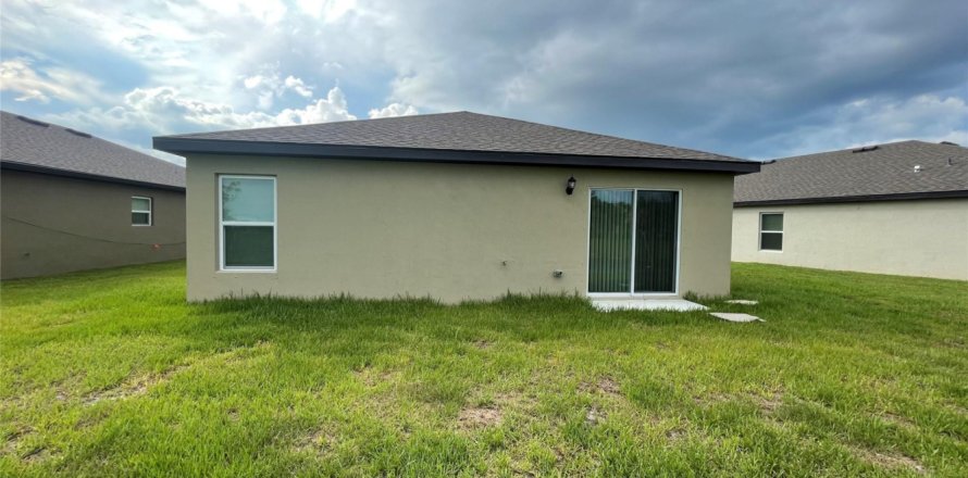 Villa ou maison à Fort Pierce, Floride 3 chambres, 113.71 m2 № 1209221