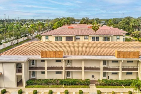 Condominio en venta en Clearwater, Florida, 1 dormitorio, 81.29 m2 № 1888591 - foto 1