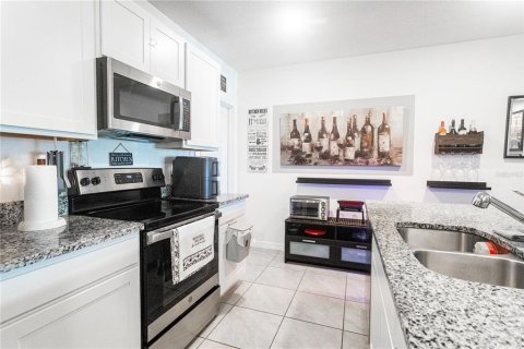 Touwnhouse à vendre à DeBary, Floride: 3 chambres, 146.79 m2 № 1904306 - photo 4