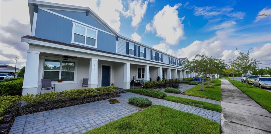 Touwnhouse à DeBary, Floride 3 chambres, 146.79 m2 № 1904306