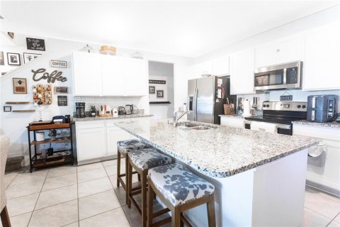 Touwnhouse à vendre à DeBary, Floride: 3 chambres, 146.79 m2 № 1904306 - photo 6