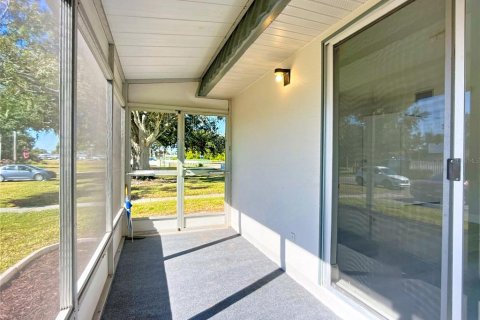 Condominio en venta en Sun City Center, Florida, 1 dormitorio, 74.32 m2 № 2114814 - foto 26