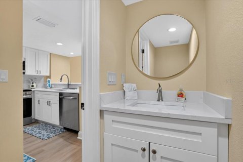 Copropriété à vendre à Bradenton Beach, Floride: 2 chambres, 125.33 m2 № 2333843 - photo 17