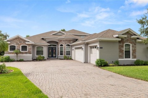 House in Lakeland, Florida 5 bedrooms, 389.73 sq.m. № 2215148 - photo 2