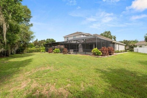 House in Lakeland, Florida 5 bedrooms, 389.73 sq.m. № 2215148 - photo 16