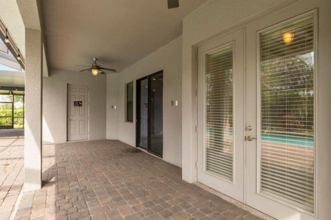 House in Lakeland, Florida 5 bedrooms, 389.73 sq.m. № 2215148 - photo 13