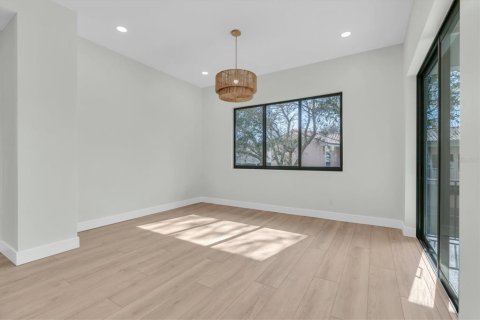 Villa ou maison à vendre à Gulfport, Floride: 5 chambres, 382.48 m2 № 2155881 - photo 22