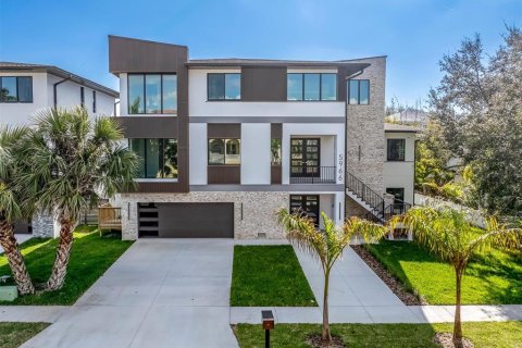 Villa ou maison à Gulfport, Floride 5 chambres, 382.48 m2 № 2155881