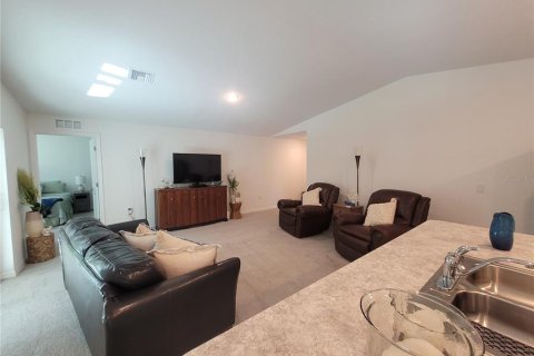 House in Port Charlotte, Florida 4 bedrooms, 168.15 sq.m. № 1832066 - photo 7