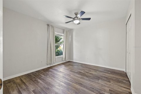 House in Englewood, Florida 3 bedrooms, 168.34 sq.m. № 1260826 - photo 17