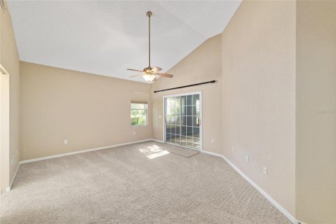 House in Ocala, Florida 3 bedrooms, 192.68 sq.m. № 1624999 - photo 23