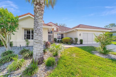 House in Ocala, Florida 3 bedrooms, 192.68 sq.m. № 1624999 - photo 4