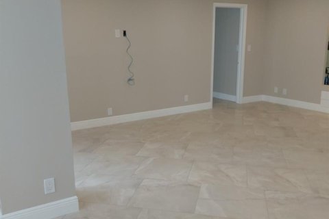 Condominio en alquiler en Pompano Beach, Florida, 2 dormitorios, 102.19 m2 № 2087849 - foto 7