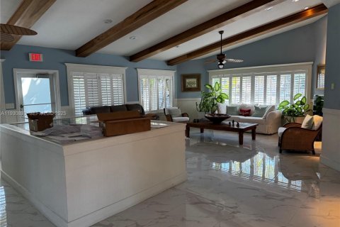 Снять в аренду квартиру в Хайалиа, Флорида 1 спальня, 60.01м2, № 1989953 - фото 15