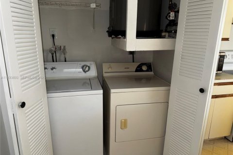 Снять в аренду квартиру в Хайалиа, Флорида 1 спальня, 60.01м2, № 1989953 - фото 9