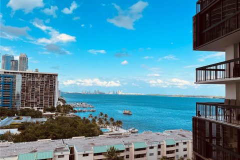 Condo in Miami, Florida, 2 bedrooms  № 2041994 - photo 17