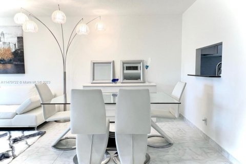 Copropriété à vendre à Lauderdale Lakes, Floride: 2 chambres, 87.7 m2 № 1937415 - photo 7