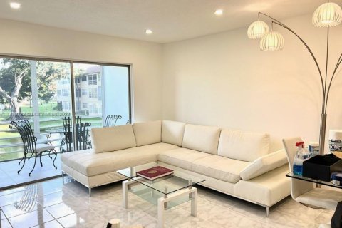 Copropriété à vendre à Lauderdale Lakes, Floride: 2 chambres, 87.7 m2 № 1937415 - photo 4
