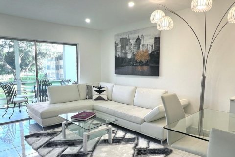 Copropriété à vendre à Lauderdale Lakes, Floride: 2 chambres, 87.7 m2 № 1937415 - photo 6