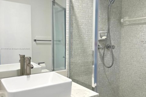 Copropriété à vendre à Lauderdale Lakes, Floride: 2 chambres, 87.7 m2 № 1937415 - photo 23