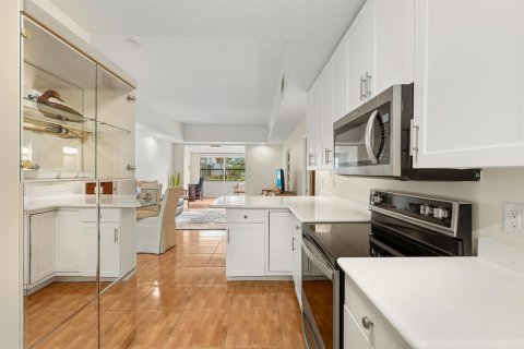 Copropriété à vendre à Port St. Lucie, Floride: 2 chambres, 119.29 m2 № 2415686 - photo 12