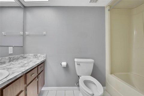 Снять в аренду кондоминиум в Нью-Порт-Ричи, Флорида 7 комнат, 128.95м2, № 2096083 - фото 24
