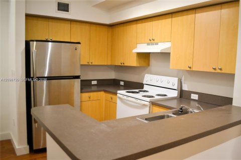 Townhouse in Aventura, Florida 1 bedroom, 79.8 sq.m. № 2393139 - photo 3