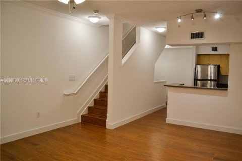 Townhouse in Aventura, Florida 1 bedroom, 79.8 sq.m. № 2393139 - photo 6