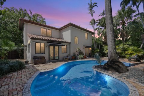 Casa en venta en Miami Beach, Florida, 4 dormitorios, 219.16 m2 № 1706832 - foto 15