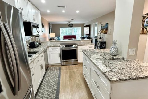 Condo in Delray Beach, Florida, 2 bedrooms  № 2083374 - photo 2
