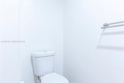 Condominio en alquiler en Coral Springs, Florida, 2 dormitorios, 96.99 m2 № 1990596 - foto 20