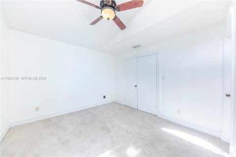 Condominio en alquiler en Coral Springs, Florida, 2 dormitorios, 96.99 m2 № 1990596 - foto 8