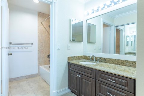 Condominio en alquiler en Coral Springs, Florida, 2 dormitorios, 96.99 m2 № 1990596 - foto 19