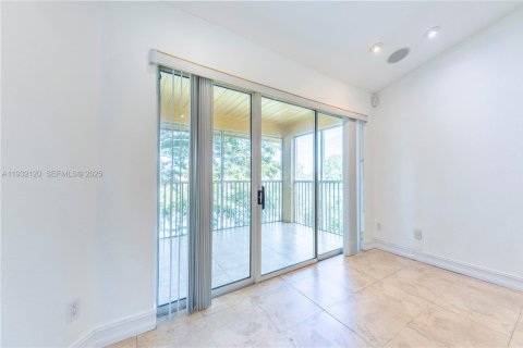Condominio en alquiler en Coral Springs, Florida, 2 dormitorios, 96.99 m2 № 1990596 - foto 14