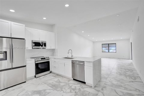 Condominio en venta en Delray Beach, Florida, 2 dormitorios, 121.79 m2 № 2081261 - foto 2