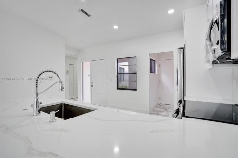 Condominio en Delray Beach, Florida, 2 dormitorios  № 2081261