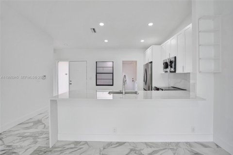 Condominio en venta en Delray Beach, Florida, 2 dormitorios, 121.79 m2 № 2081261 - foto 12