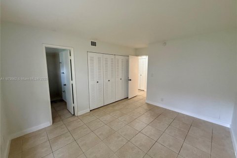 Copropriété à louer à Pompano Beach, Floride: 2 chambres, 77.11 m2 № 1925902 - photo 13