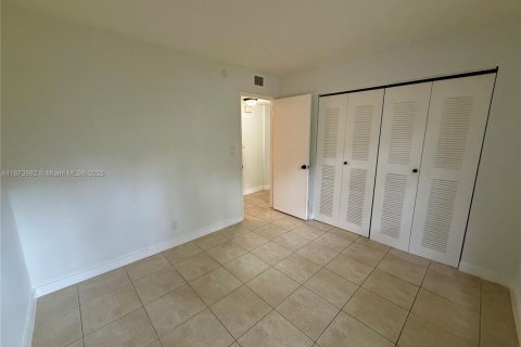 Copropriété à louer à Pompano Beach, Floride: 2 chambres, 77.11 m2 № 1925902 - photo 9