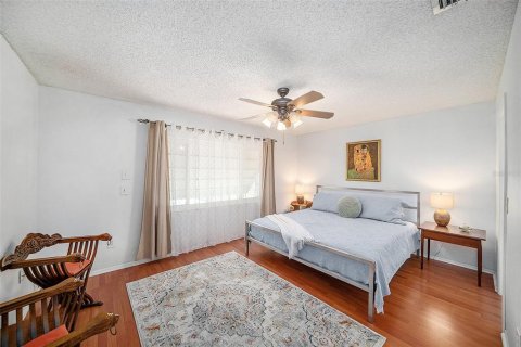 House in Holiday, Florida 3 bedrooms, 157 sq.m. № 1689803 - photo 17