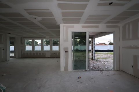Casa en venta en Orlando, Florida, 5 dormitorios, 462.37 m2 № 2290508 - foto 13