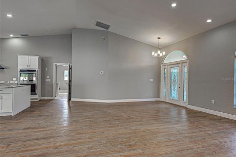 Casa en alquiler en Port Charlotte, Florida, 3 dormitorios, 204.85 m2 № 1915933 - foto 24