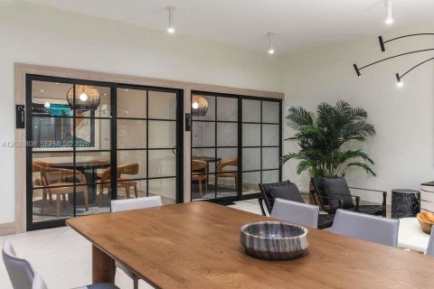 Copropriété à vendre à Miami, Floride: 1 chambre, 48.96 m2 № 2154297 - photo 7
