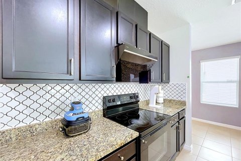 House in Odessa, Florida 4 bedrooms, 209.96 sq.m. № 2222807 - photo 25