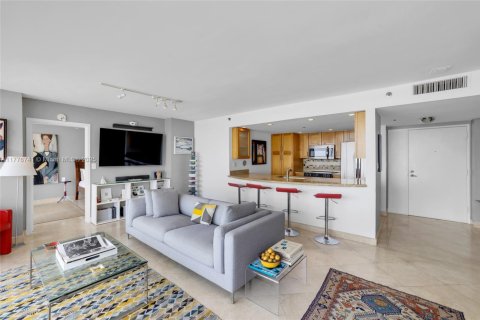 Condominio en venta en North Bay Village, Florida, 2 dormitorios, 95.69 m2 № 1705480 - foto 7