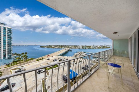Condominio en venta en North Bay Village, Florida, 2 dormitorios, 95.69 m2 № 1705480 - foto 3