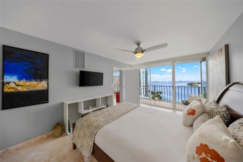 Condominio en venta en North Bay Village, Florida, 2 dormitorios, 95.69 m2 № 1705480 - foto 23