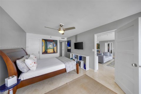 Condominio en venta en North Bay Village, Florida, 2 dormitorios, 95.69 m2 № 1705480 - foto 22