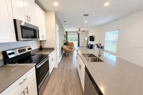 House in Daytona Beach, Florida 3 bedrooms, 134.15 sq.m. № 2391334 - photo 8